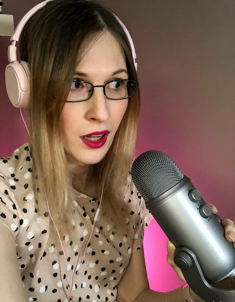 ts avy white free pornstar picture