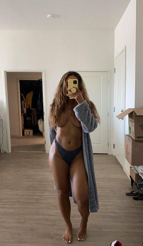 ginavhuynh model porn pic