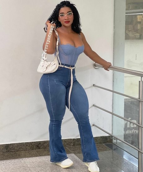 maryoficial fit pornstar art gallery