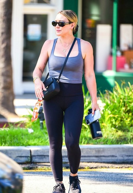 Hilary Duff top pornstar pic