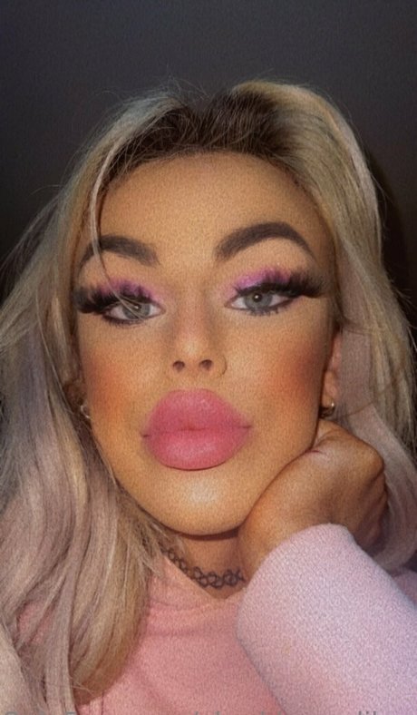 gym shorts onlyfans beautiful pic