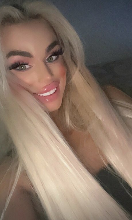 xbarbie malibux pretty pornstar pictures