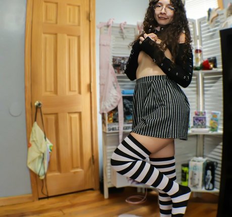 itwhiskarafterdark pornstar erotic images