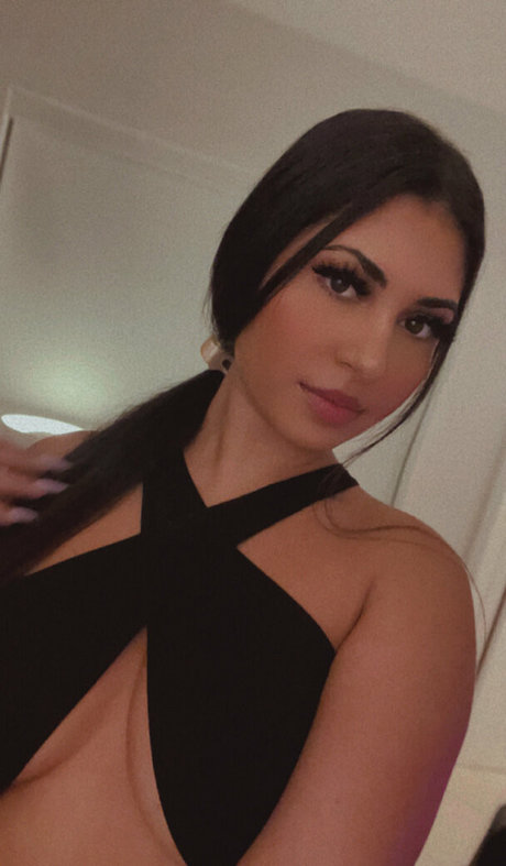 Princesapriya star pretty image