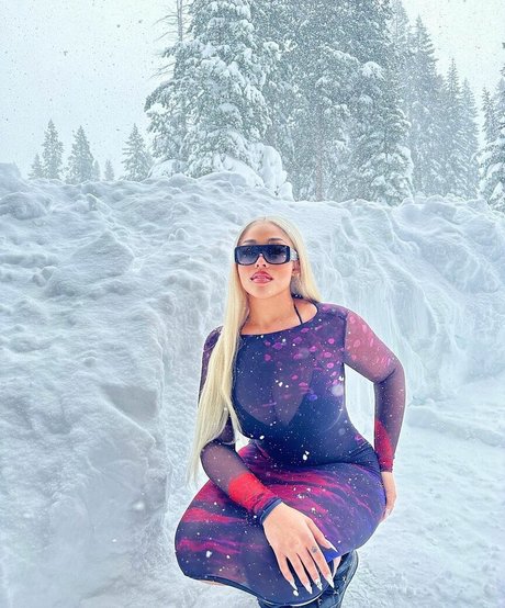 Jordyn Woods porn model photos