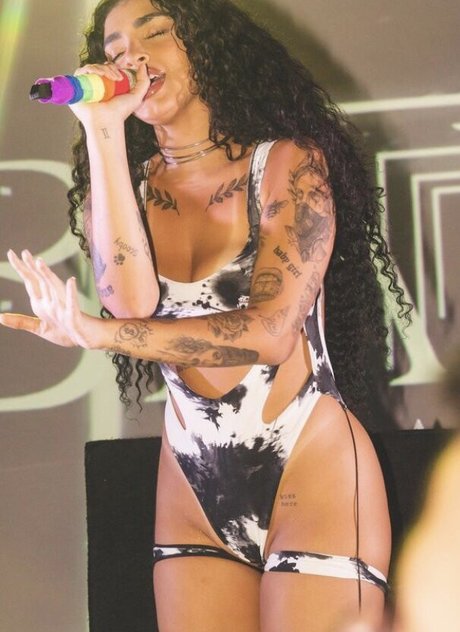 biancaoficial model image