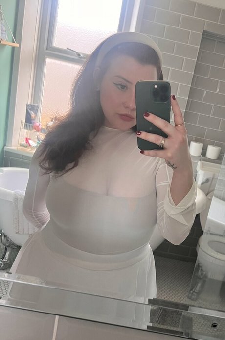 Gemothy model nice photos