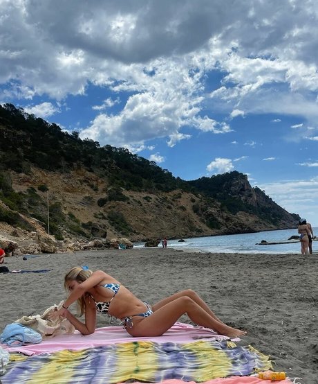 Sofia Barbosa pornstar hot photos