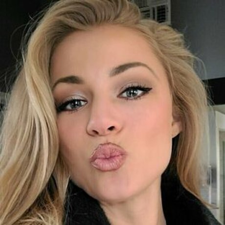 Nikki Leigh pornstar nudes photo