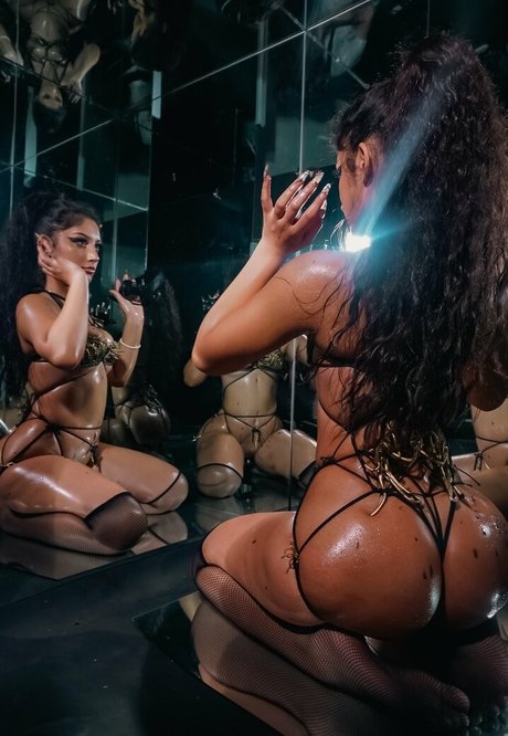 nusi quero exclusive actress img