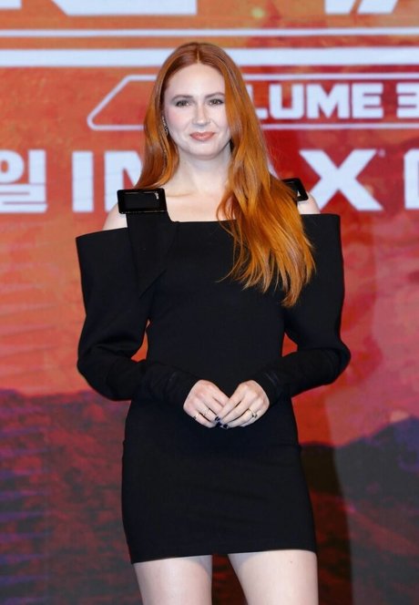 Karen Gillan porn star archive