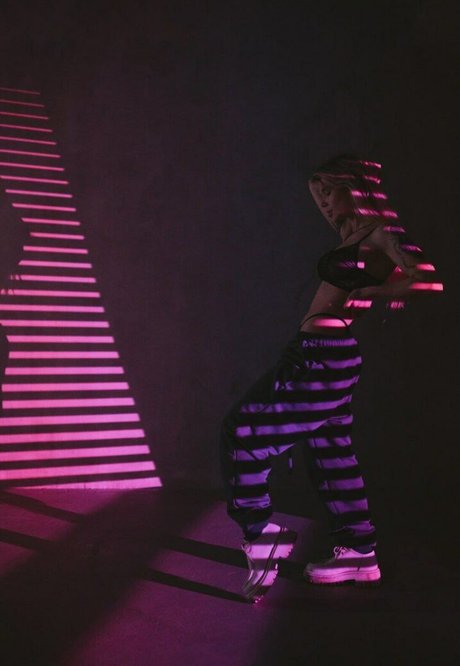 teen fake tits onlyfans hot sexy pics