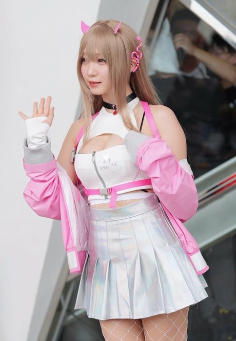 iorimoe five beautiful model pics