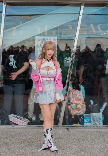 iorimoe five naked actress gallery