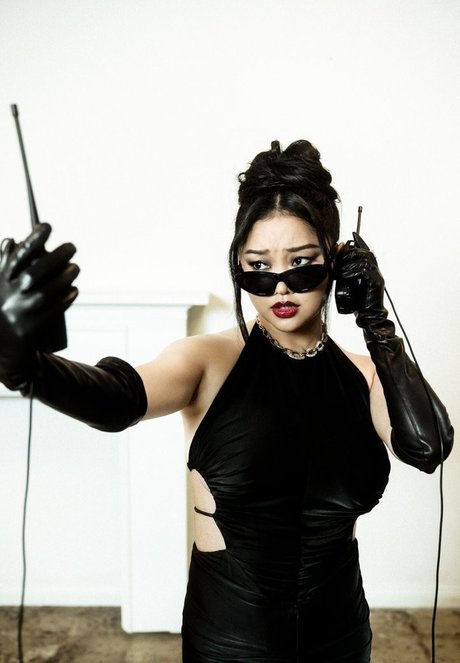 Lana Condor pretty pornstar img