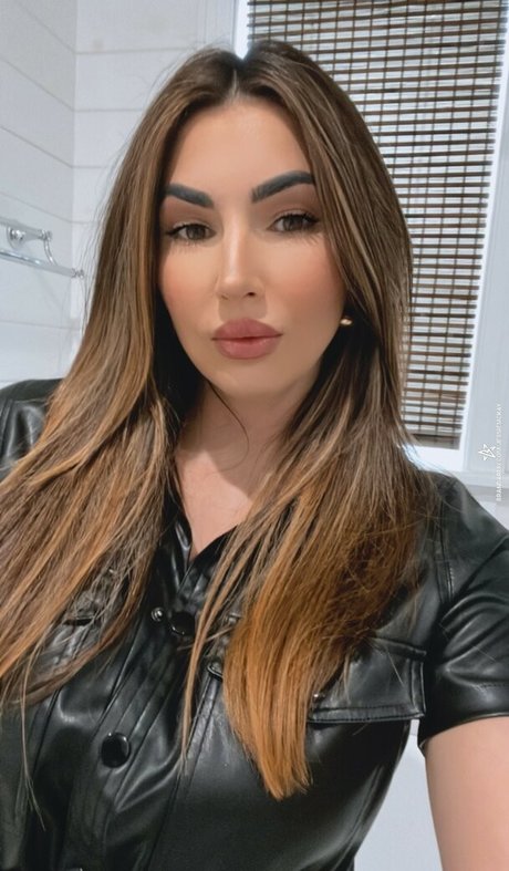 old lady onlyfans hot sexy pics