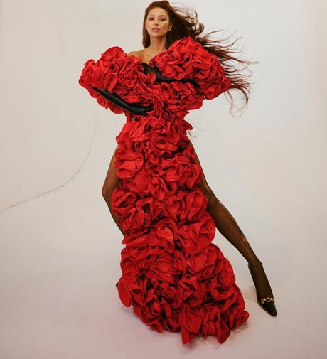 beach nude onlyfans hot naked image