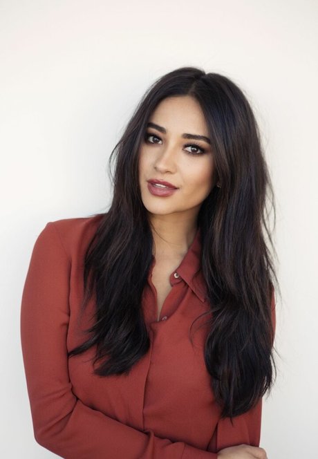 Shay Mitchell pornstar nice archive