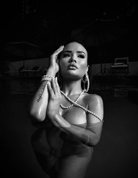 jessicasunokfree nudes actress images