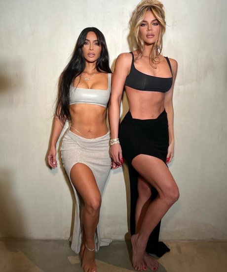 Khloe Kardashian exclusive model galleries