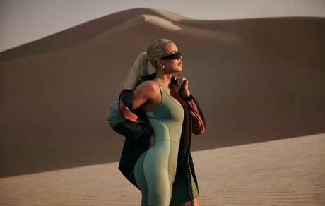 Khloe Kardashian best star photo