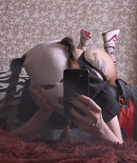 vikiblade model free pictures