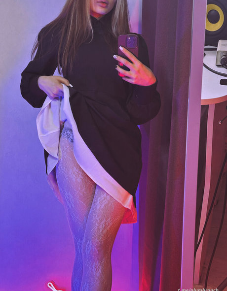 vikiblade model erotic photo