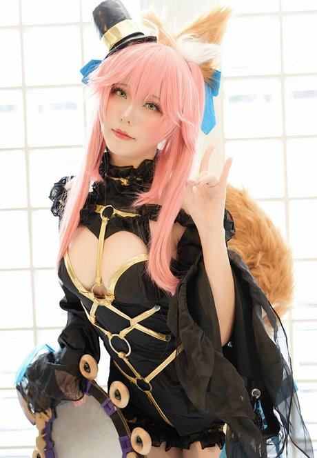 Takomayuyi sexy star archive