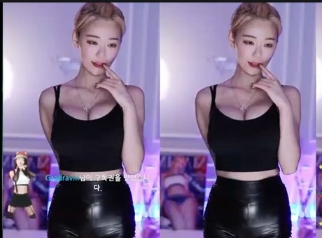 busty ebony onlyfans free galleries