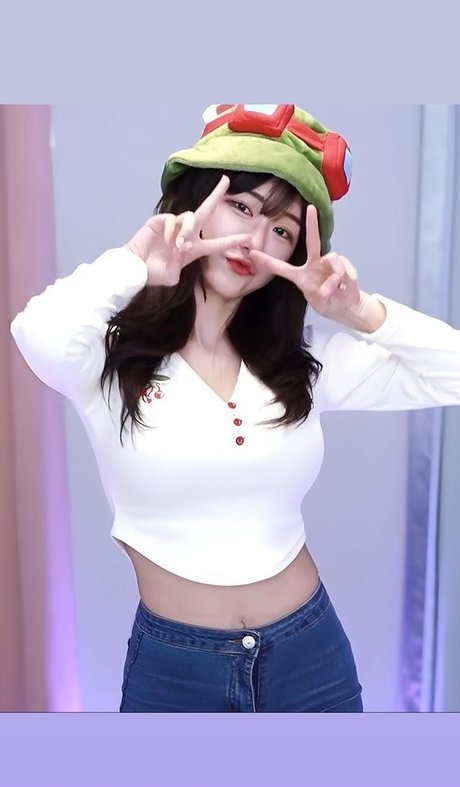 Berry exclusive pornstar pics