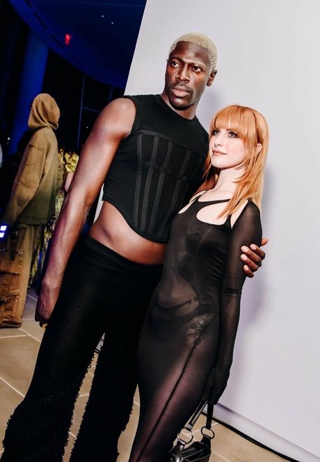 Hayley Williams sexy model archive