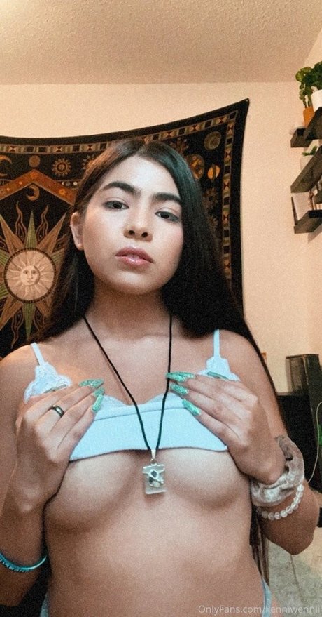 kenniwennii pretty pornstar pics