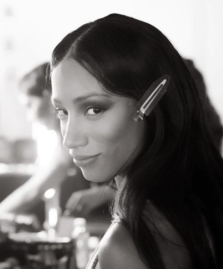 Sasha Banks star beautiful picture