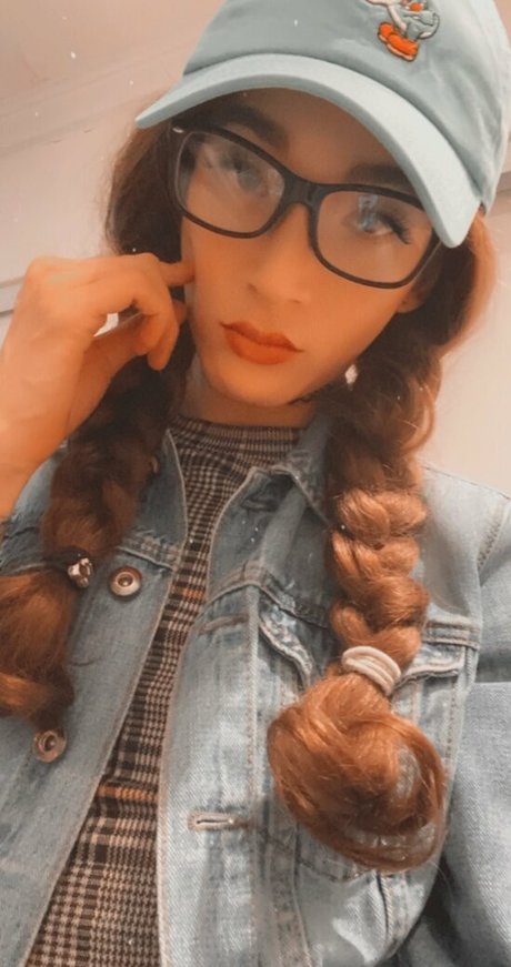 Stormy buns pornographic model image