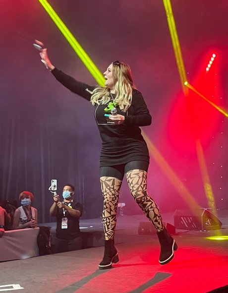 Demondice Karen beautiful star archive