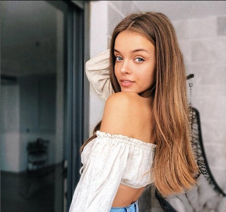 Anna Zak pretty star pics