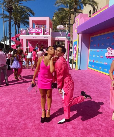 Avani Gregg model beautiful pics