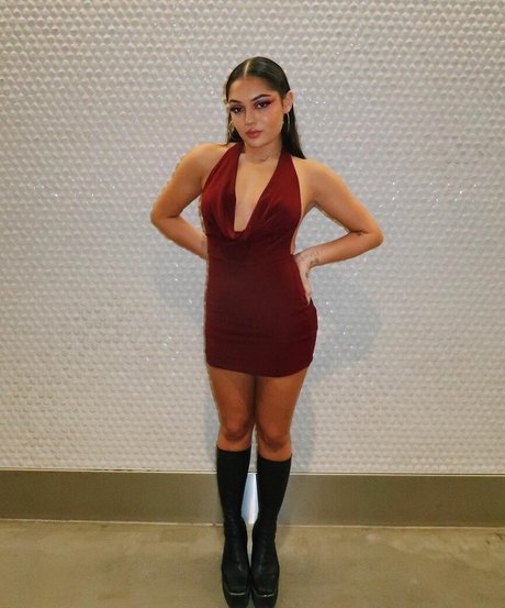 Avani Gregg hd actress images