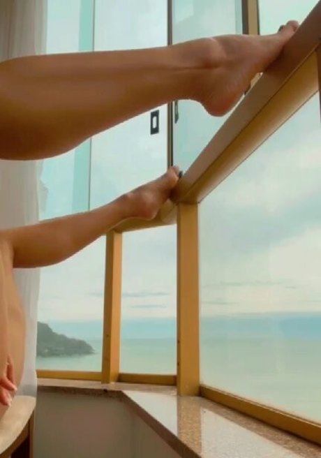 Vanessinha Vailatti star nude images