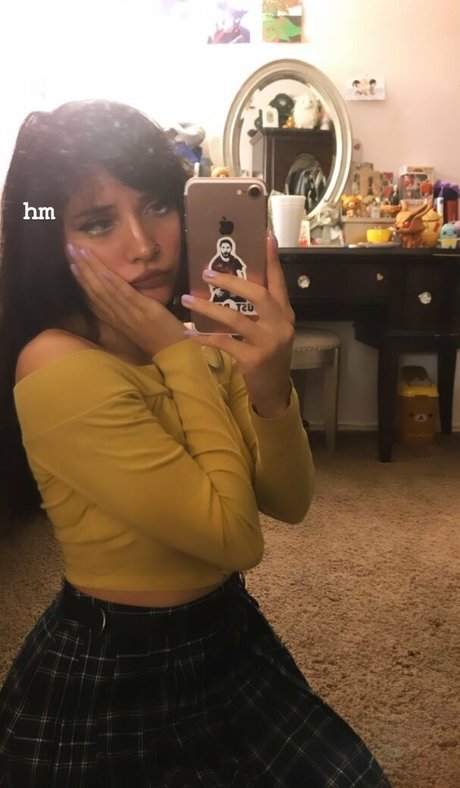 Noodlenom model sex pic