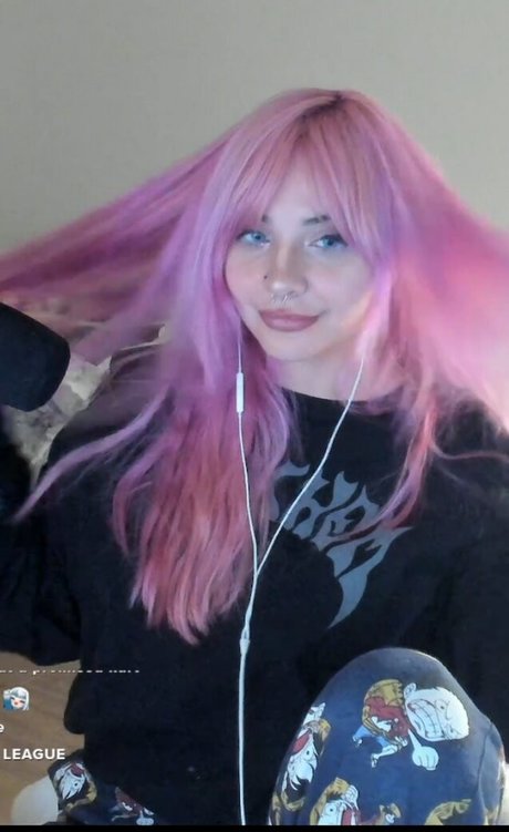 Noodlenom pornstar exclusive photo