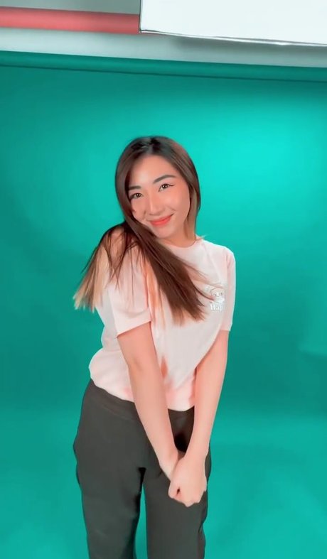 arab pussy onlyfans hot nude photo