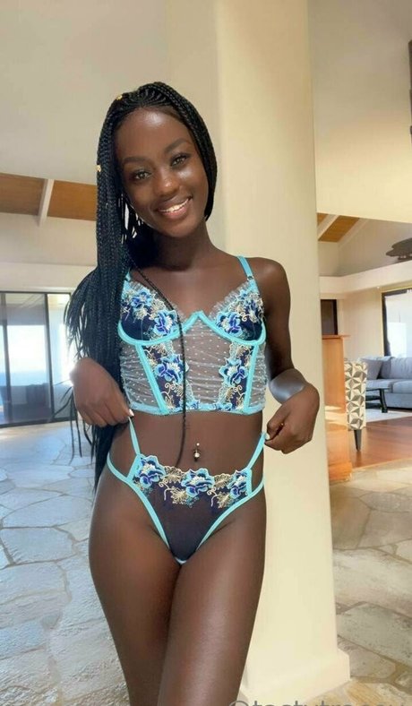 tastytracey18 star nudes pic