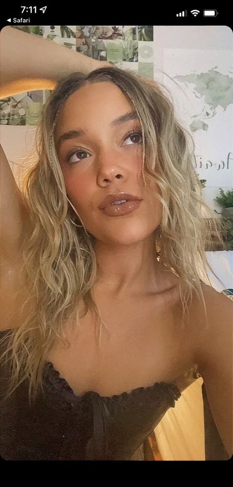 naked trans onlyfans beautiful porn photo