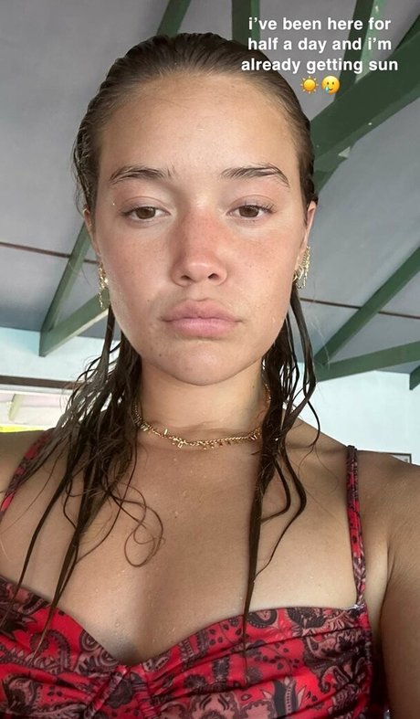 light onlyfans hot photo