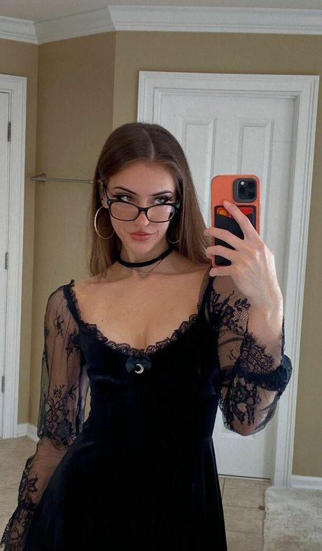 luweazl sexy model gallery