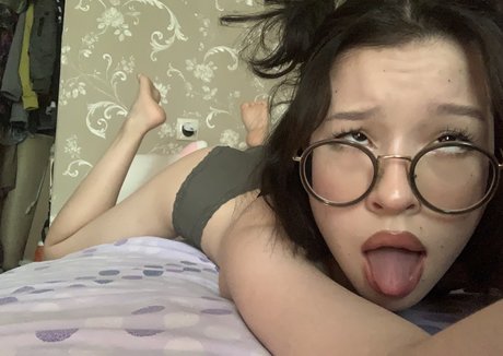 Lezzy Bunny ASMR pornstar erotic pics