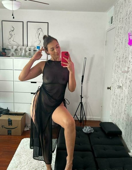 Bellarollandx star erotic galleries