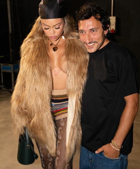 latto777 erotic pornstar photo