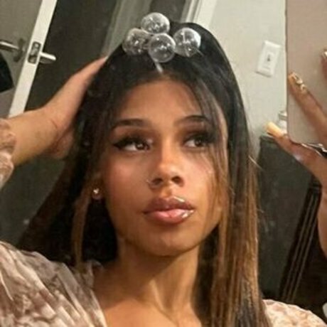 moneyworldkardi pornstar erotic photos